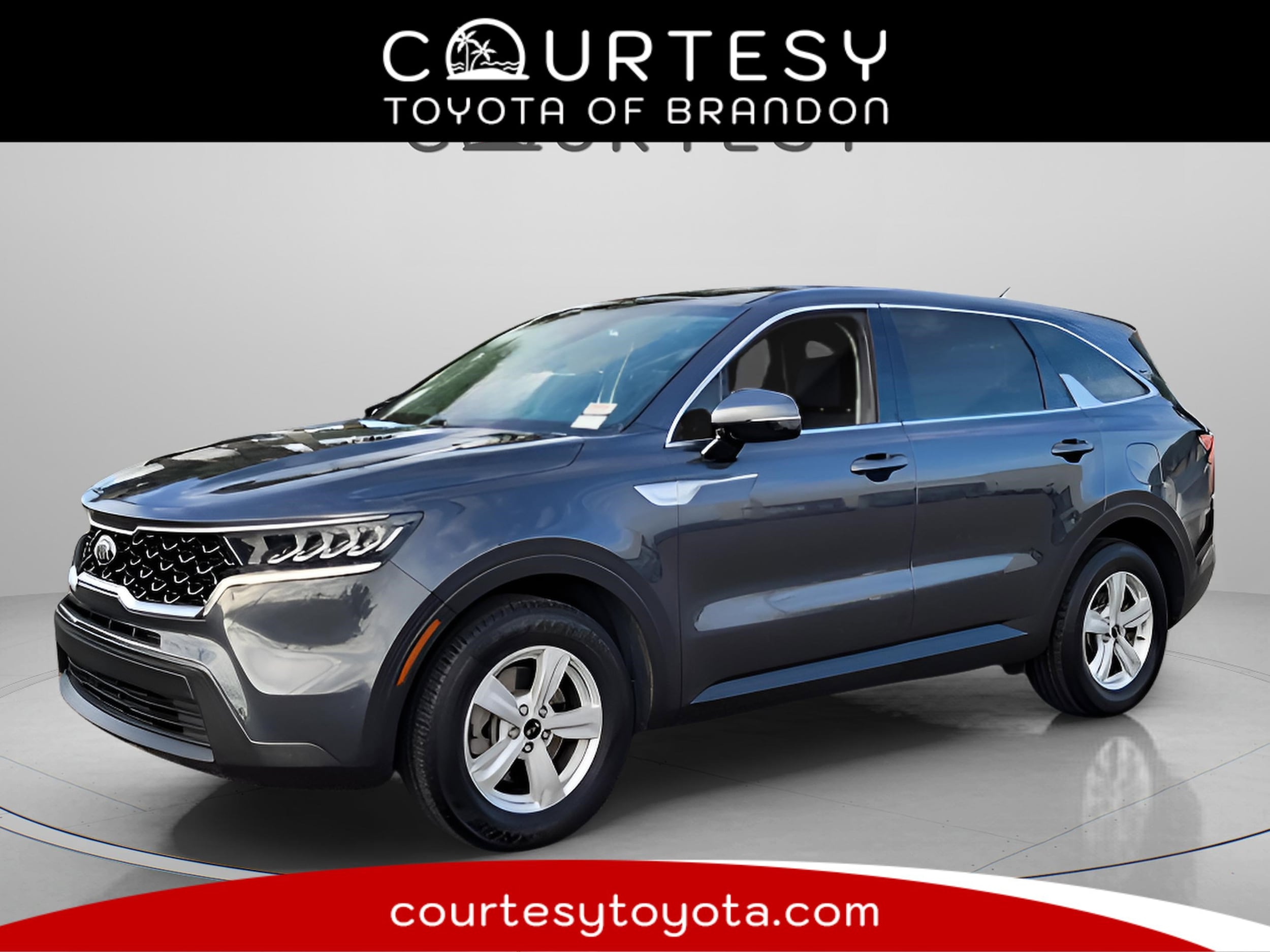 2021 Kia Sorento LX's photo