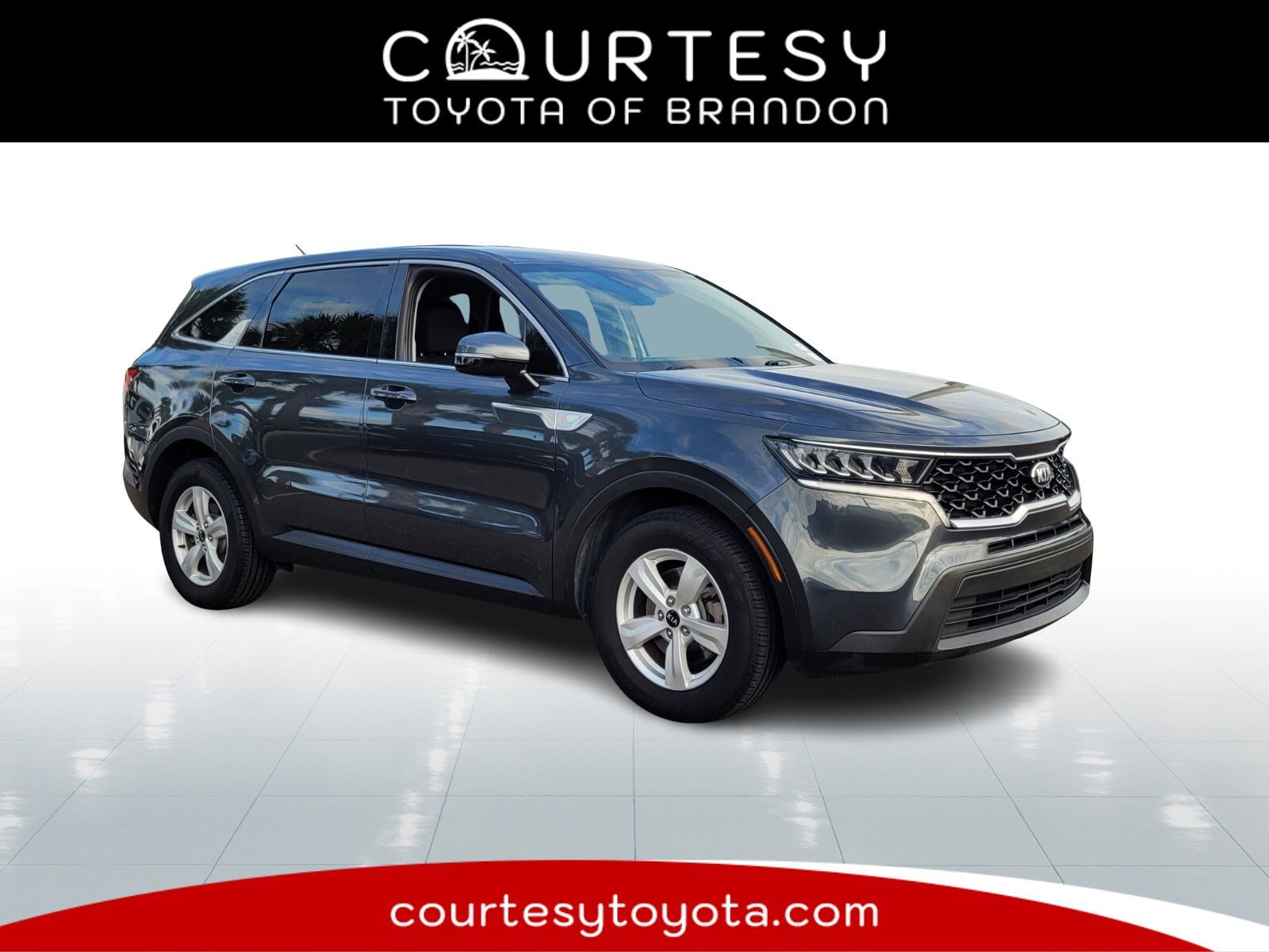 2021 Kia Sorento LX's photo