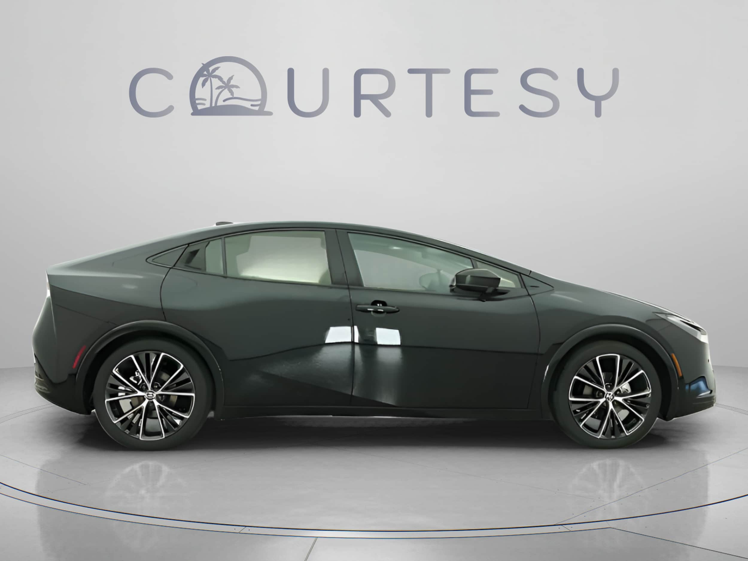 2026 Toyota Prius Limited - Photo 22