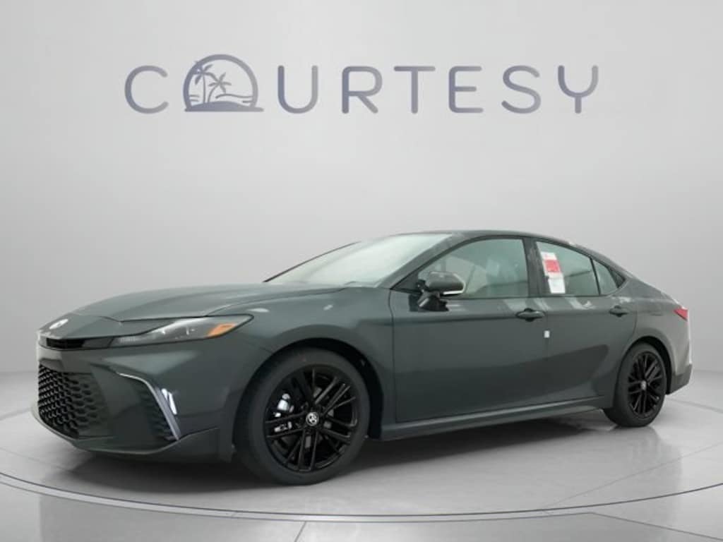 Used 2026 Toyota Camry SE Sedan