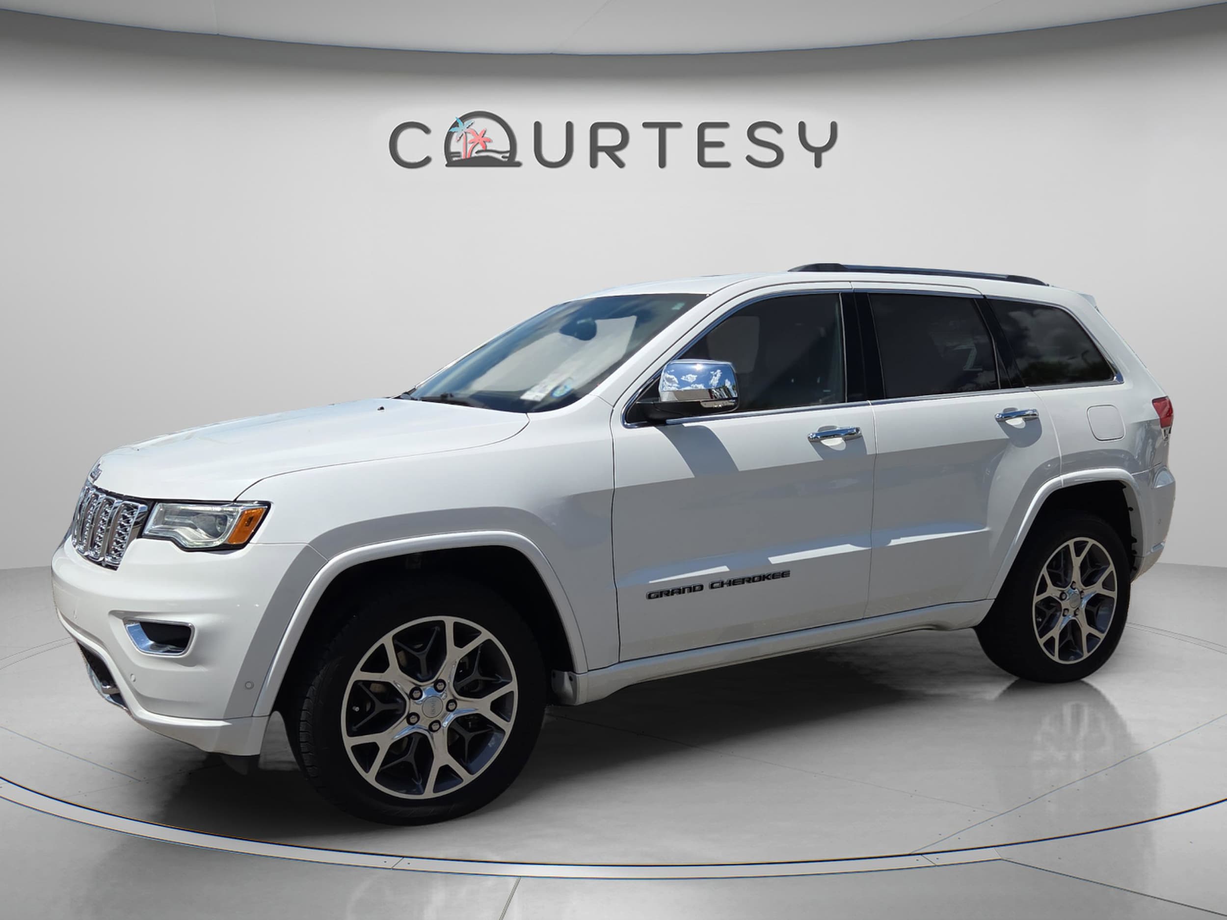 2021 Jeep Grand Cherokee Overland's photo