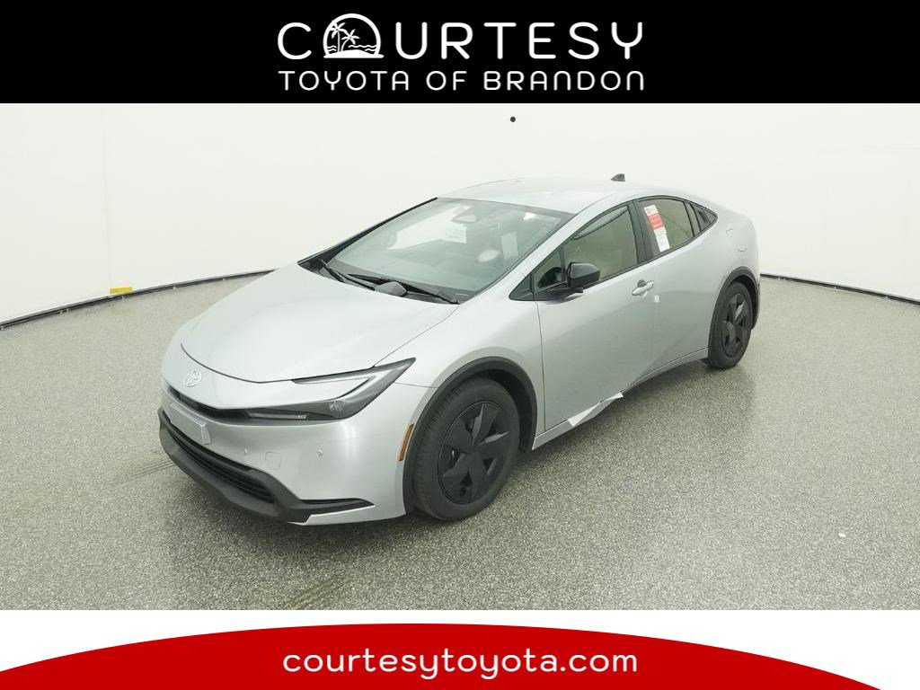 2026 Toyota Prius LE's photo