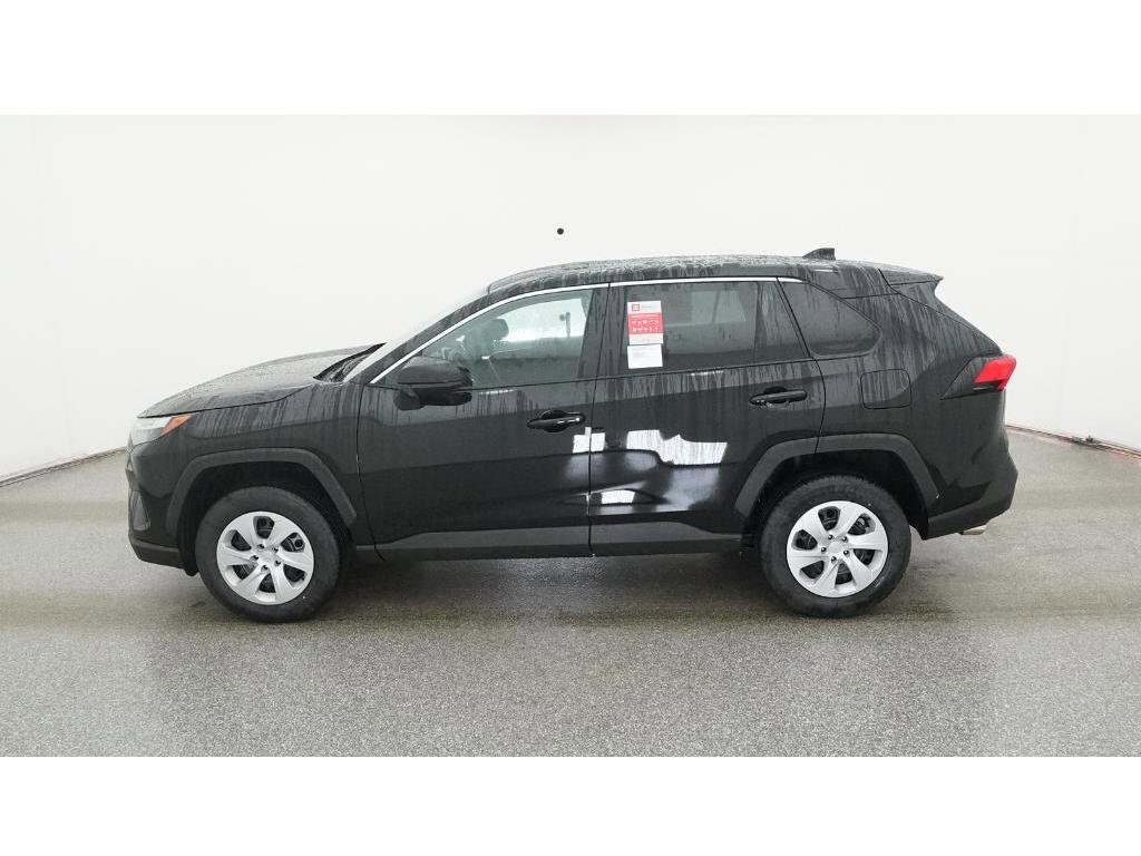 2025 Toyota RAV4 LE photo 2