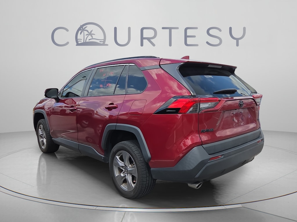 Used 2022 Toyota RAV4 XLE SUV