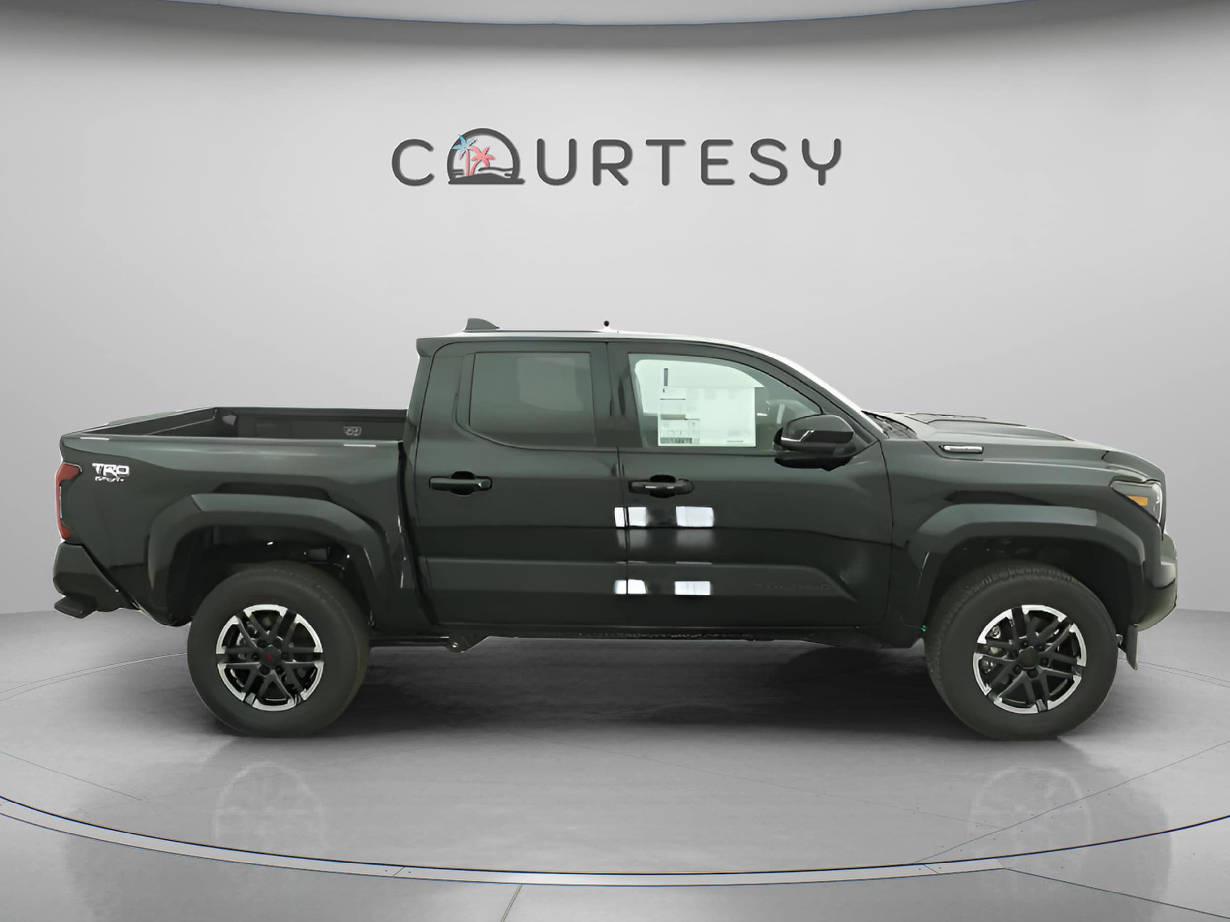 2026 Toyota Tacoma TRD Sport - Photo 15