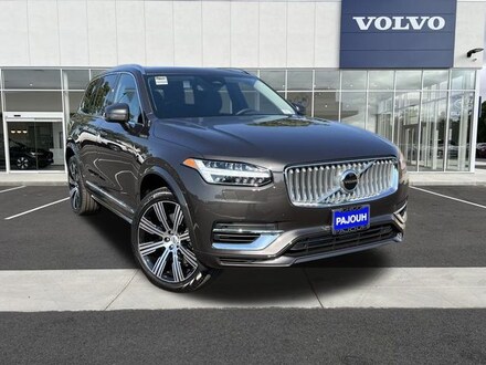 2025 Volvo XC90 plug-in hybrid T8 Core 7-Seater SUV