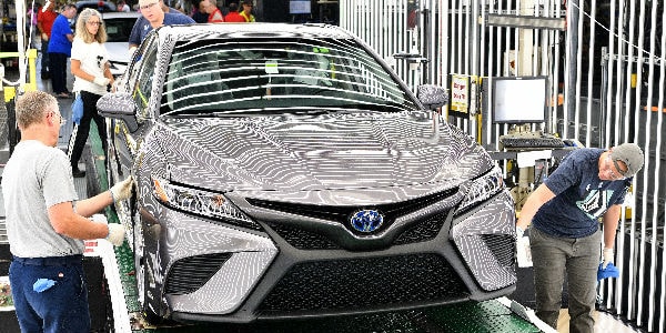 600 × 300