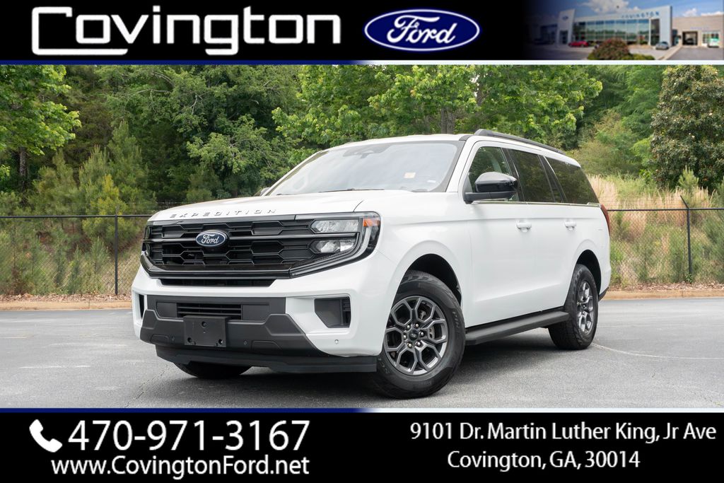 2025 Ford Expedition Active's photo