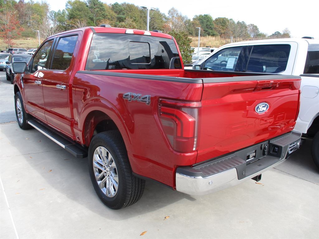 2025 Ford F-150 Lariat photo 3