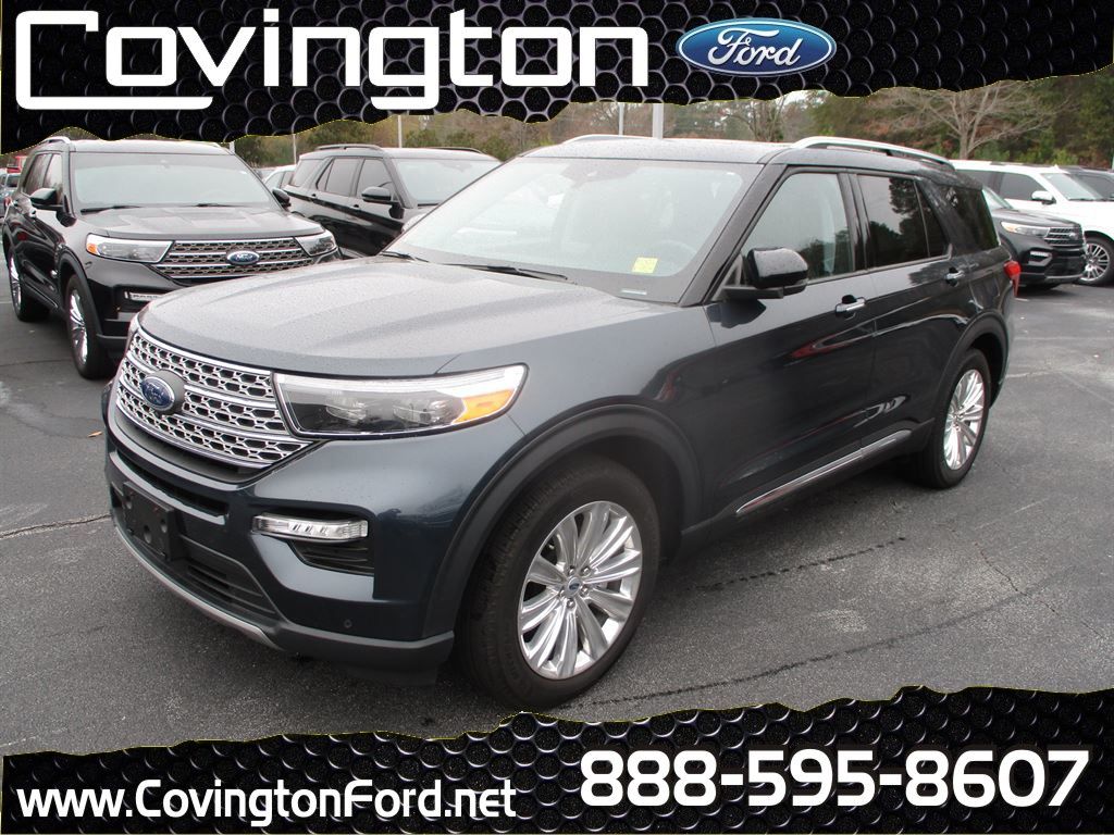 2023 Ford Explorer Limited's photo