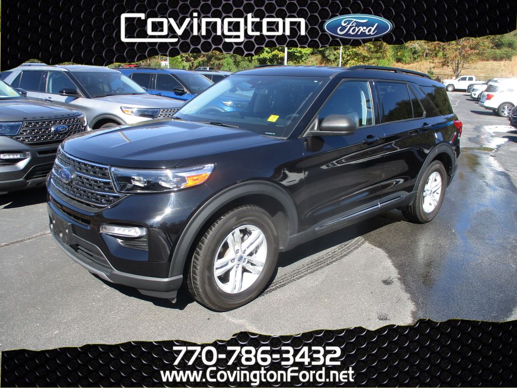 2023 Ford Explorer XLT RWD's photo