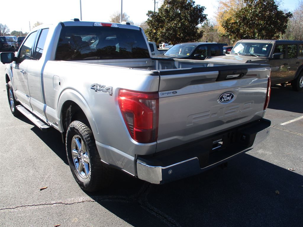 2024 Ford F-150 XLT photo 3