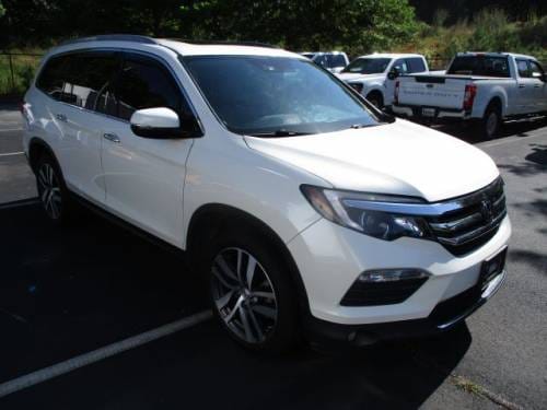 Used 2018 Honda Pilot Elite with VIN 5FNYF6H06JB058660 for sale in Covington, GA