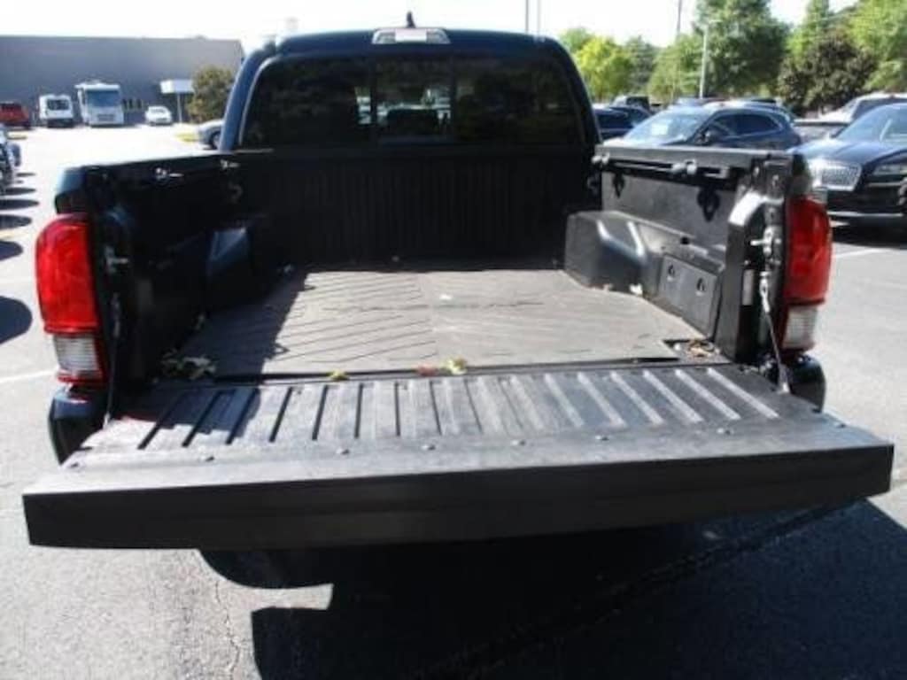 Used 2022 Toyota Tacoma SR5 Truck