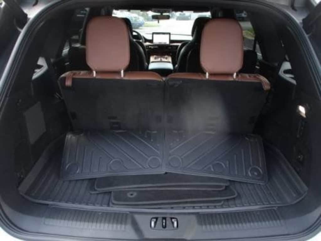 Used 2023 Lincoln Aviator Plug-In Hybrid Grand Touring SUV