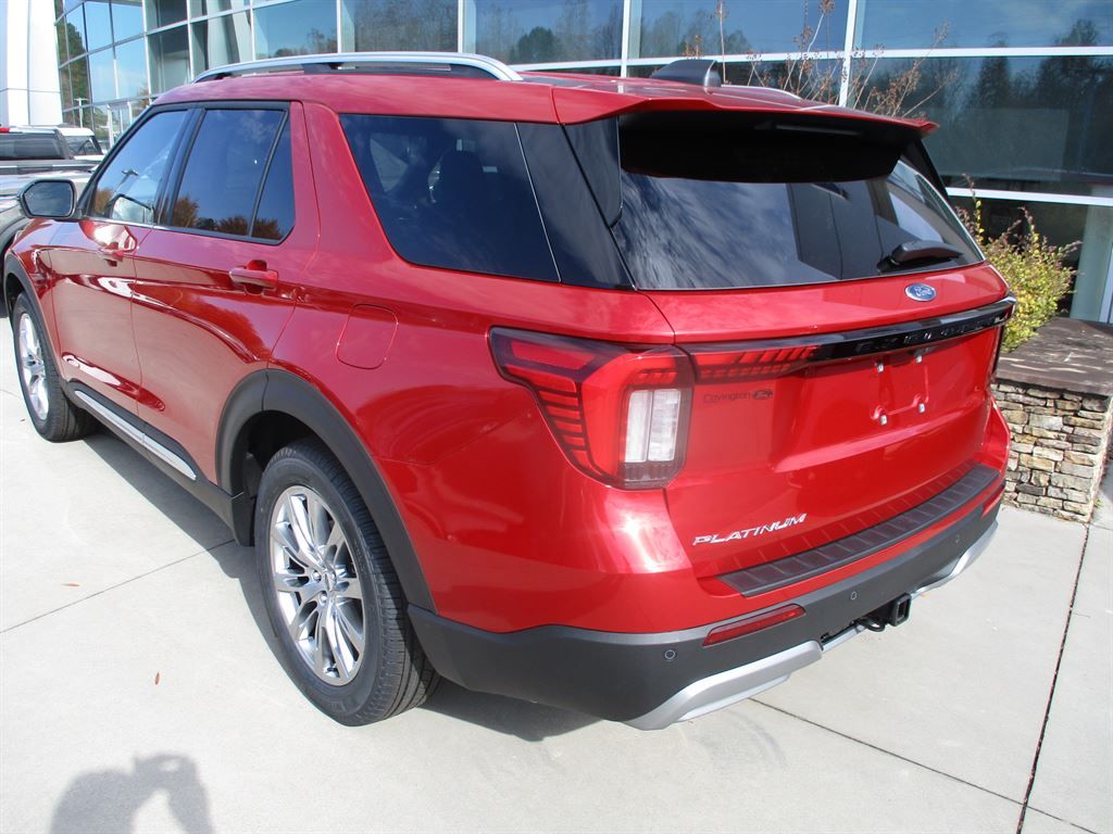 2026 Ford Explorer Sport Platinum photo 2