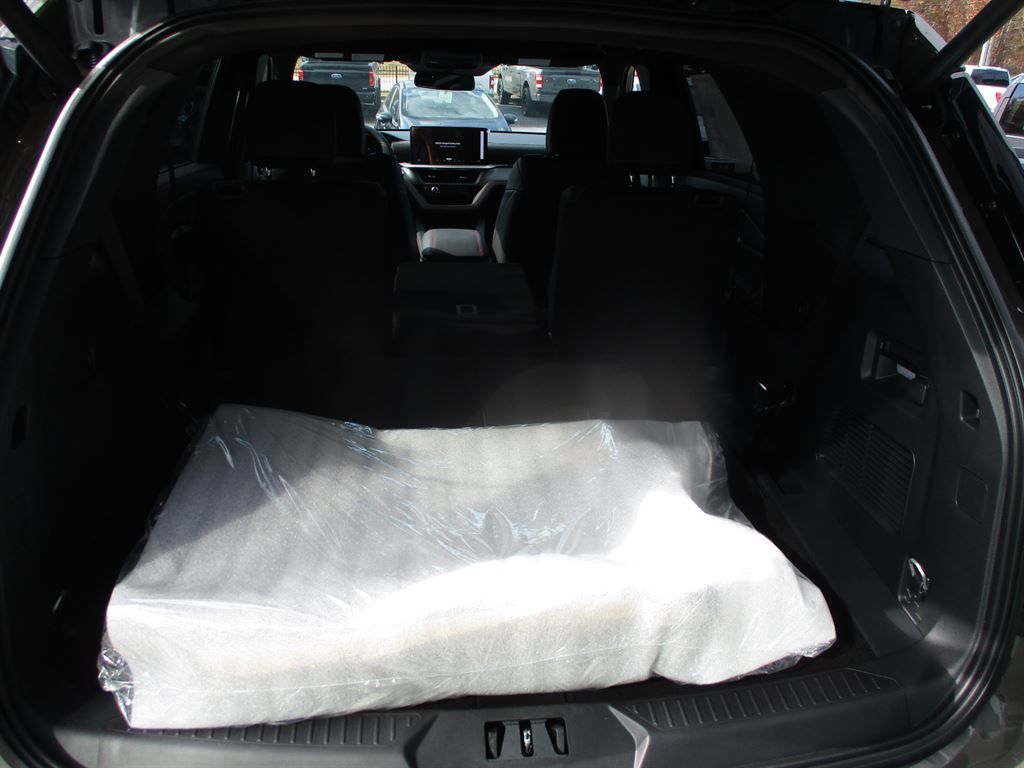 2026 Ford Explorer Sport ST-Line photo 4