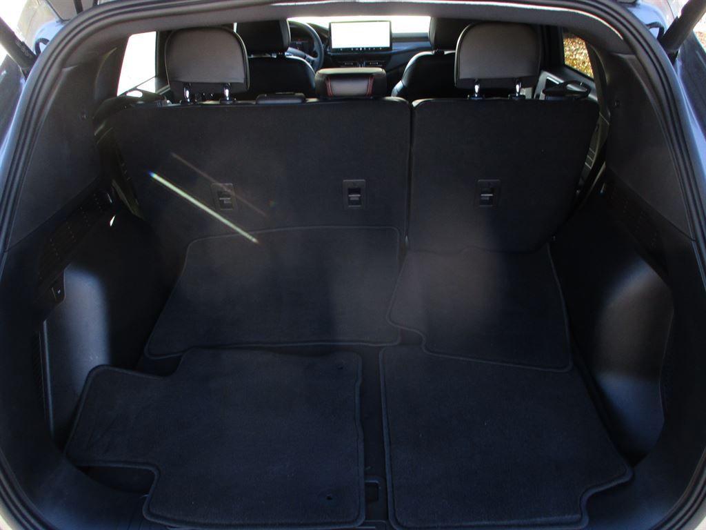 2024 Ford Escape ST-Line photo 4