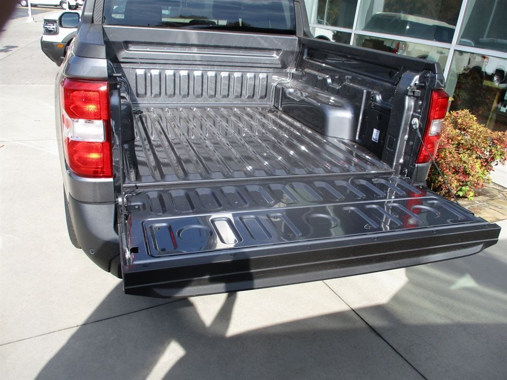 New 2025 Ford Maverick XLT TRUCK