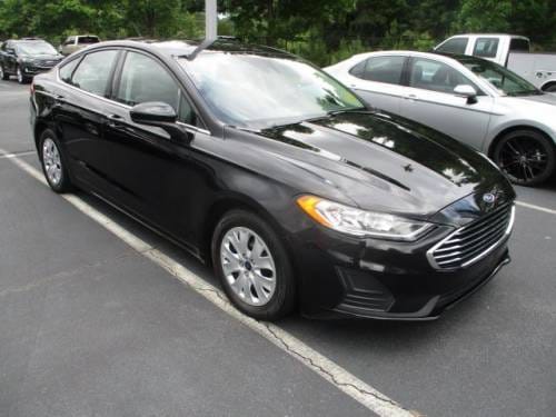 Used 2019 Ford Fusion S with VIN 3FA6P0G76KR267015 for sale in Covington, GA