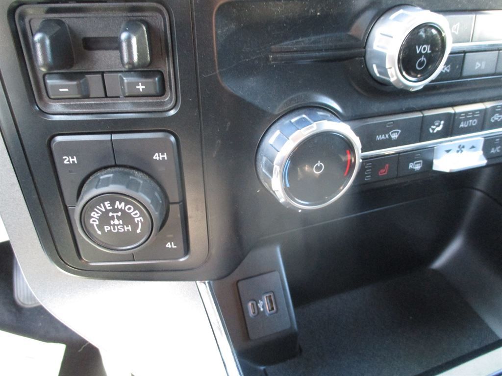 2023 Ford F-150 XLT - Photo 12