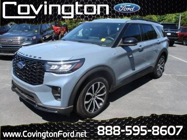 2025 Ford Explorer ST-LINE's photo