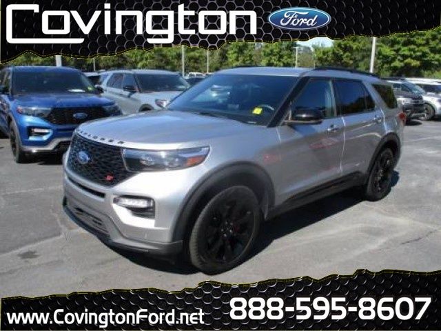 2023 Ford Explorer ST's photo