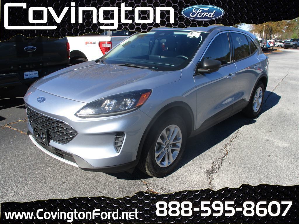 2022 Ford Escape SE's photo