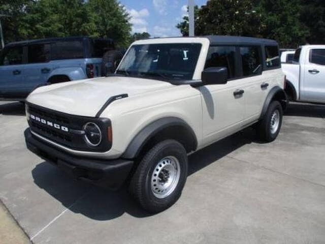 2025 Ford Bronco SUV 