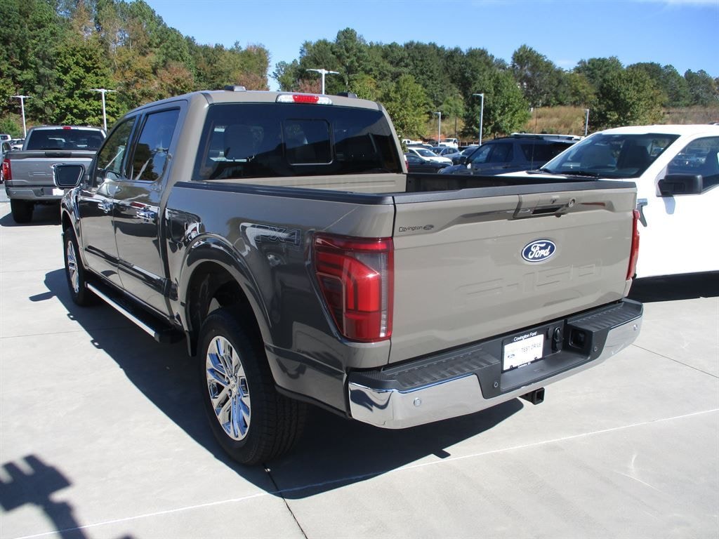 New 2025 Ford F-150 Lariat TRUCK