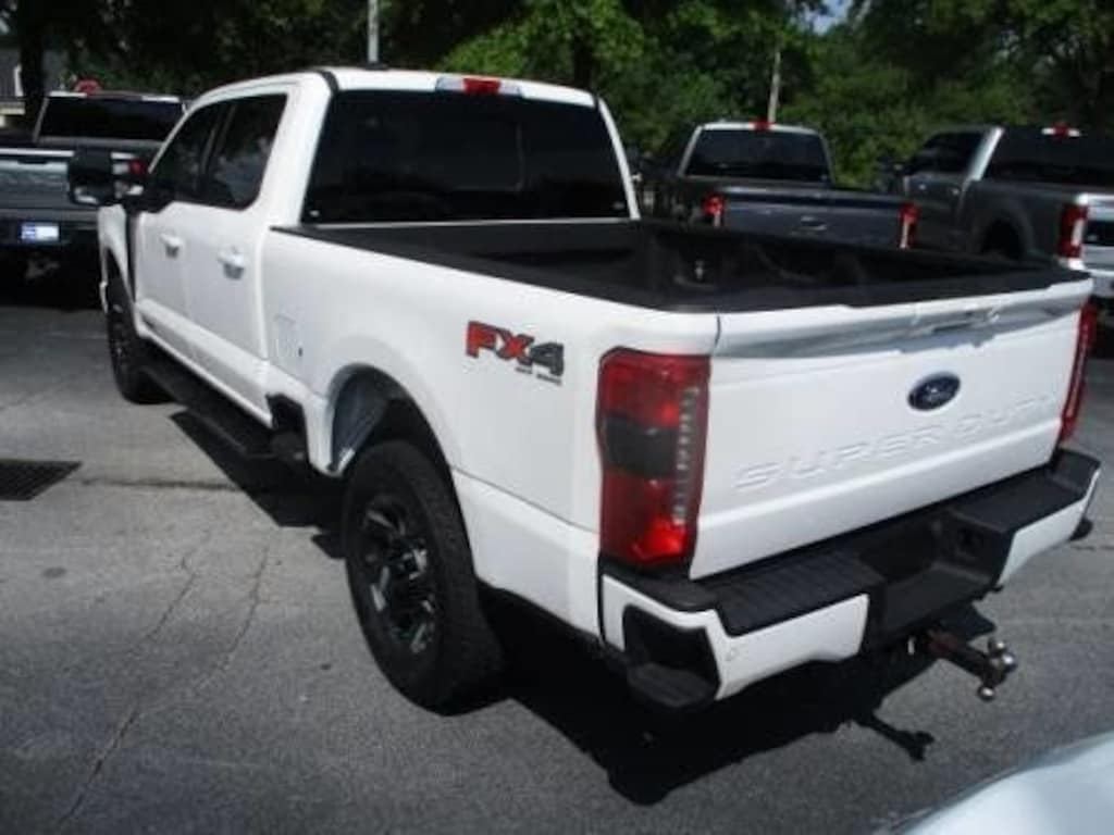 Used 2024 Ford F-350SD Lariat Truck