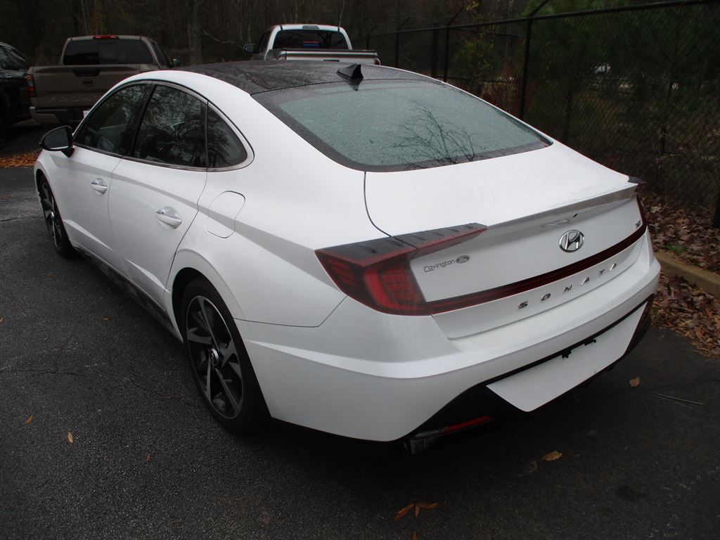 2021 Hyundai Sonata SEL Plus photo 3