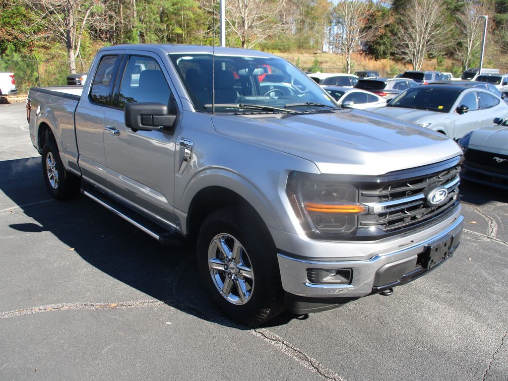 2024 Ford F-150 XLT photo 2