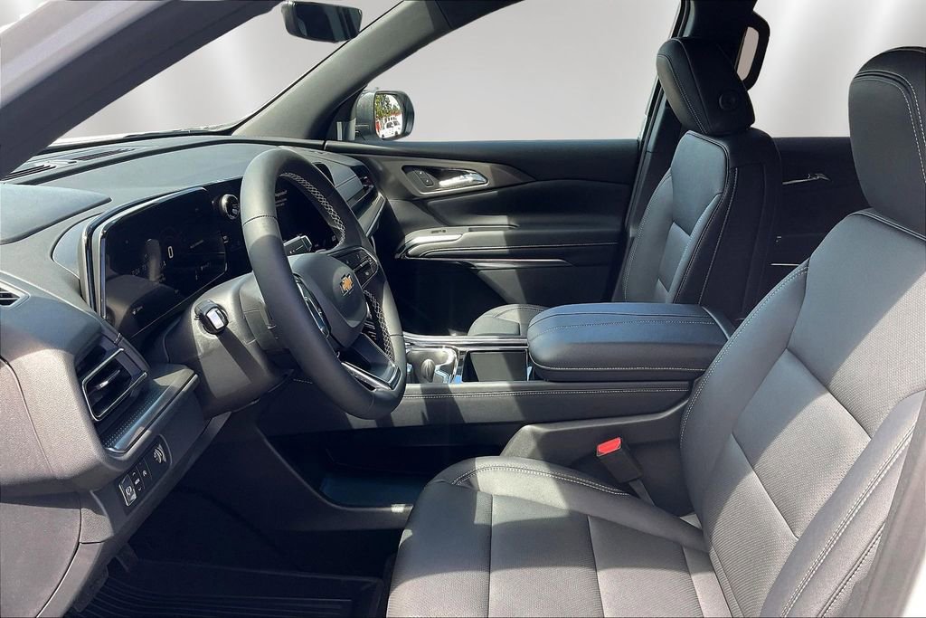2026 Chevrolet Traverse LT - Photo 9