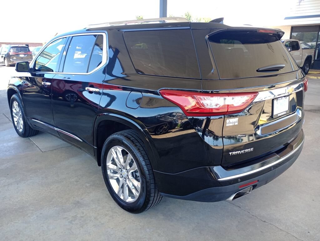 Used 2021 Chevrolet Traverse High Country SUV