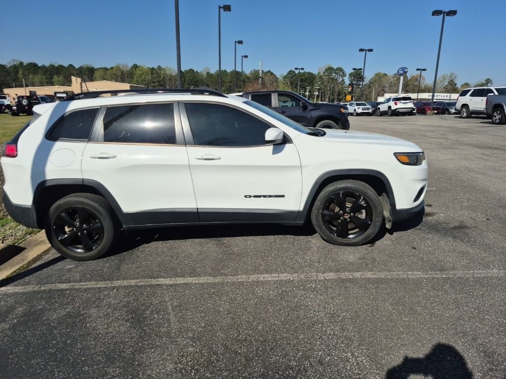 Used 2020 Jeep Cherokee Altitude FWD SUV