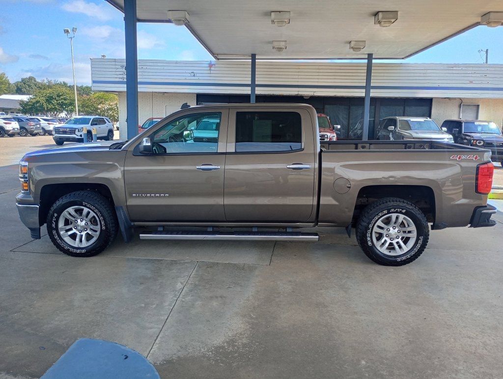Used 2014 Chevrolet Silverado 1500 LT with VIN 3GCUKREC8EG412950 for sale in Little Rock