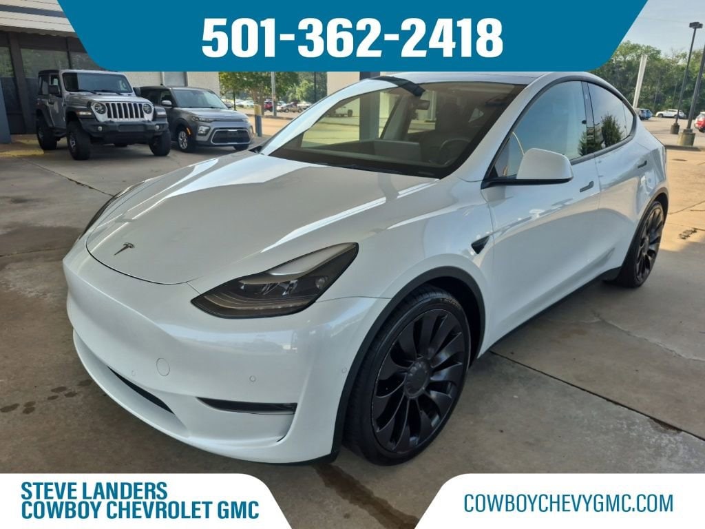 2022 Tesla Model Y Performance Dual Motor All-Wheel Drive's photo