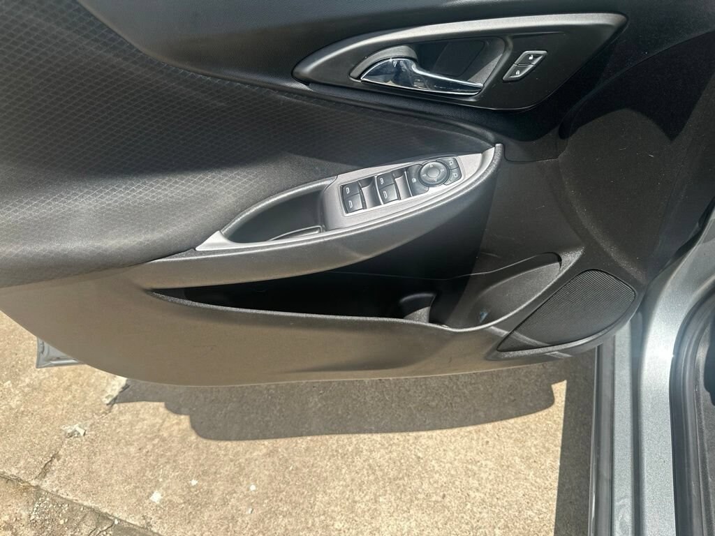 Used 2023 Chevrolet Malibu LT Car