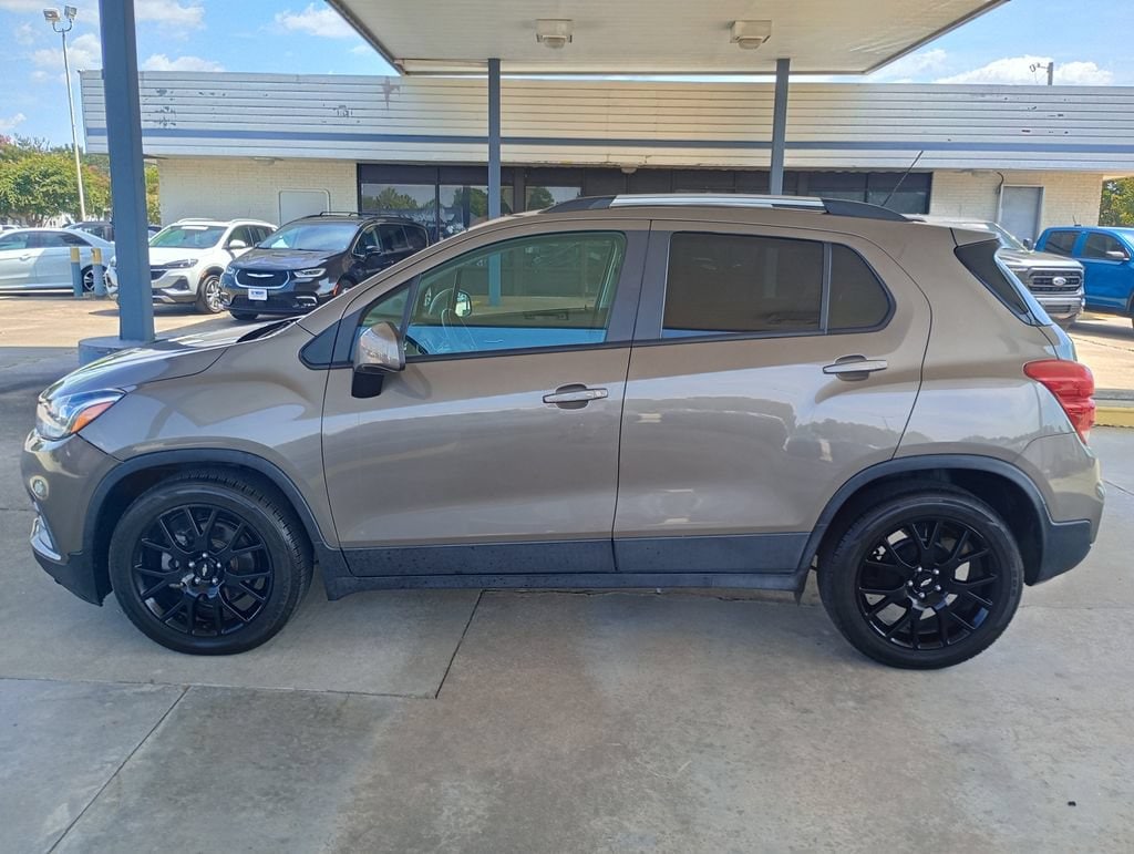 Used 2022 Chevrolet Trax LT SUV