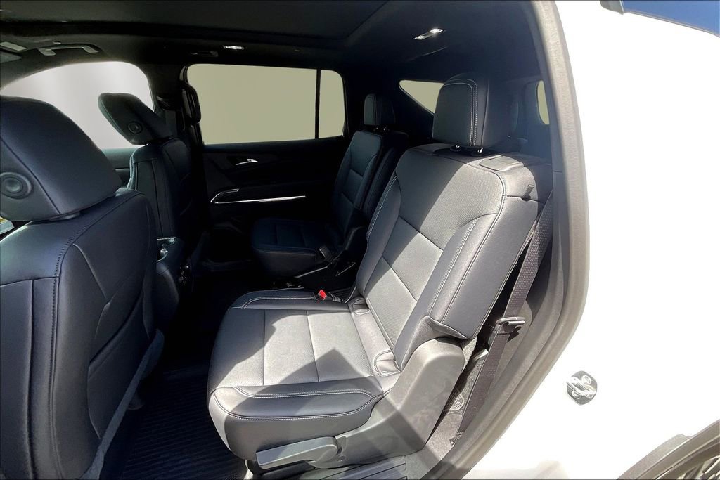 2026 Chevrolet Traverse LT - Photo 8