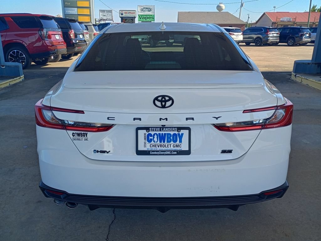 Used 2025 Toyota Camry SE Sedan