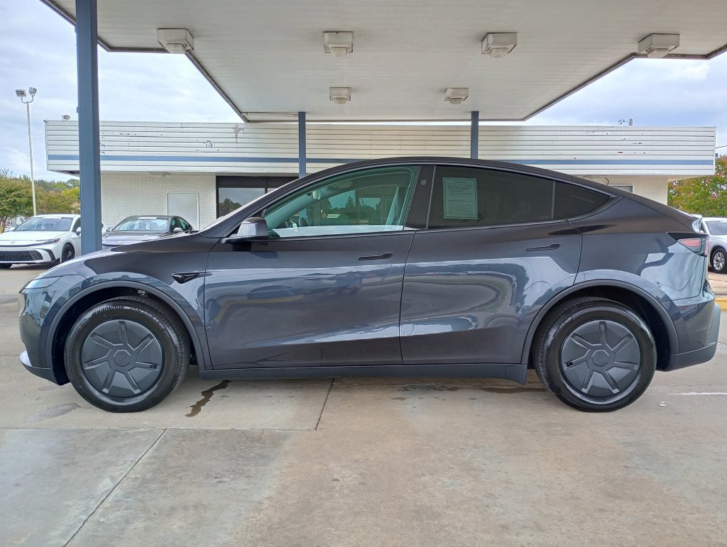 Used 2026 Tesla Model Y Premium with VIN 7SAYGDED3TA600034 for sale in Heber Springs, AR