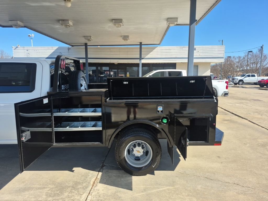 2026 Chevrolet Silverado 3500 HD Work Truck - Photo 9