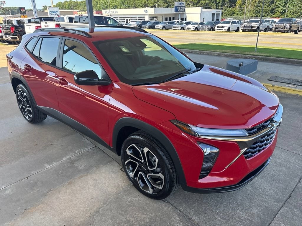 2026 Chevrolet Trax RS - Photo 3