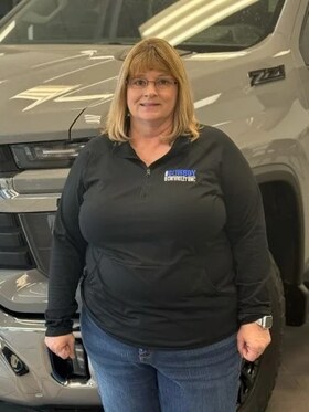 Staff member Lynne Wilkerson from ID_3e6ee2