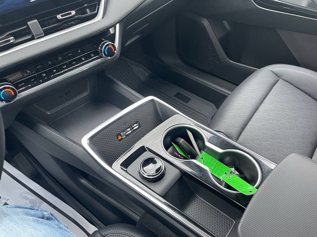 2026 Chevrolet Equinox LT - Photo 21
