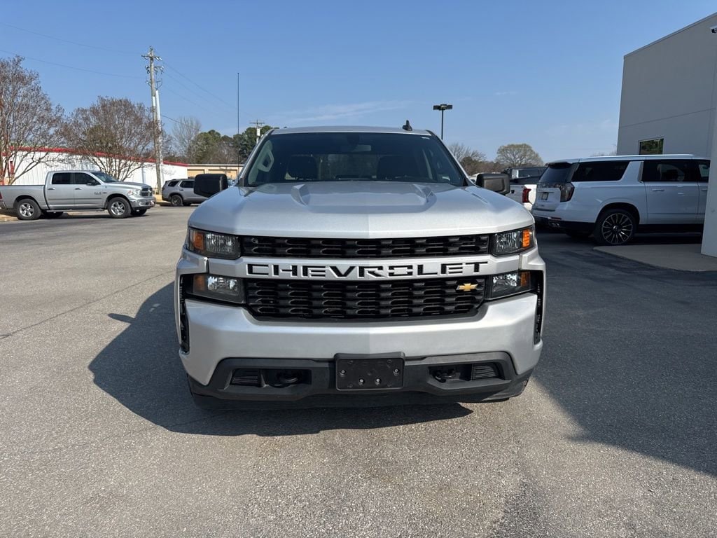 Used 2020 Chevrolet Silverado 1500 Custom with VIN 1GCUYBEF7LZ155602 for sale in Little Rock