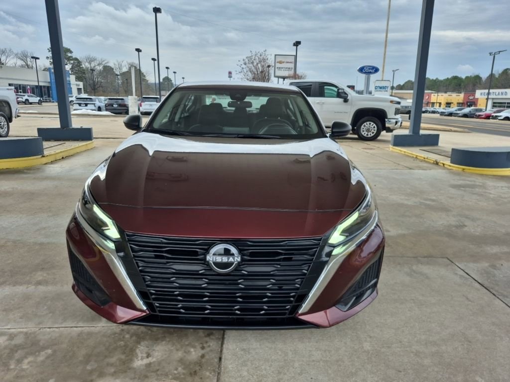 Used 2025 Nissan Altima SV