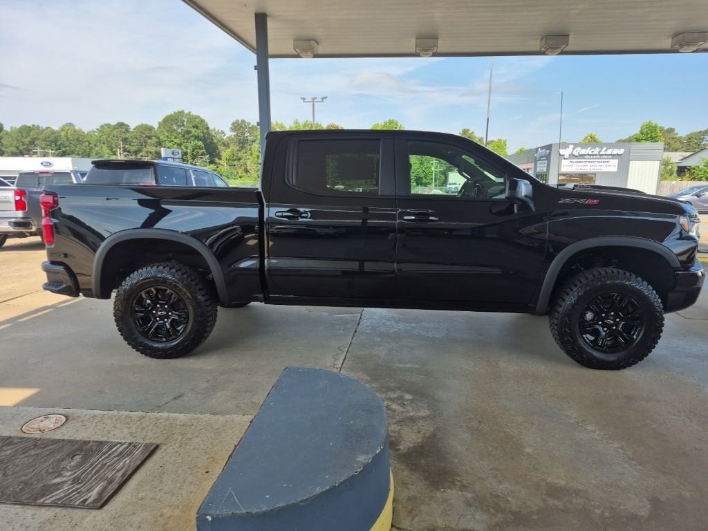 New 2026 Chevrolet Silverado 1500 ZR2 Truck